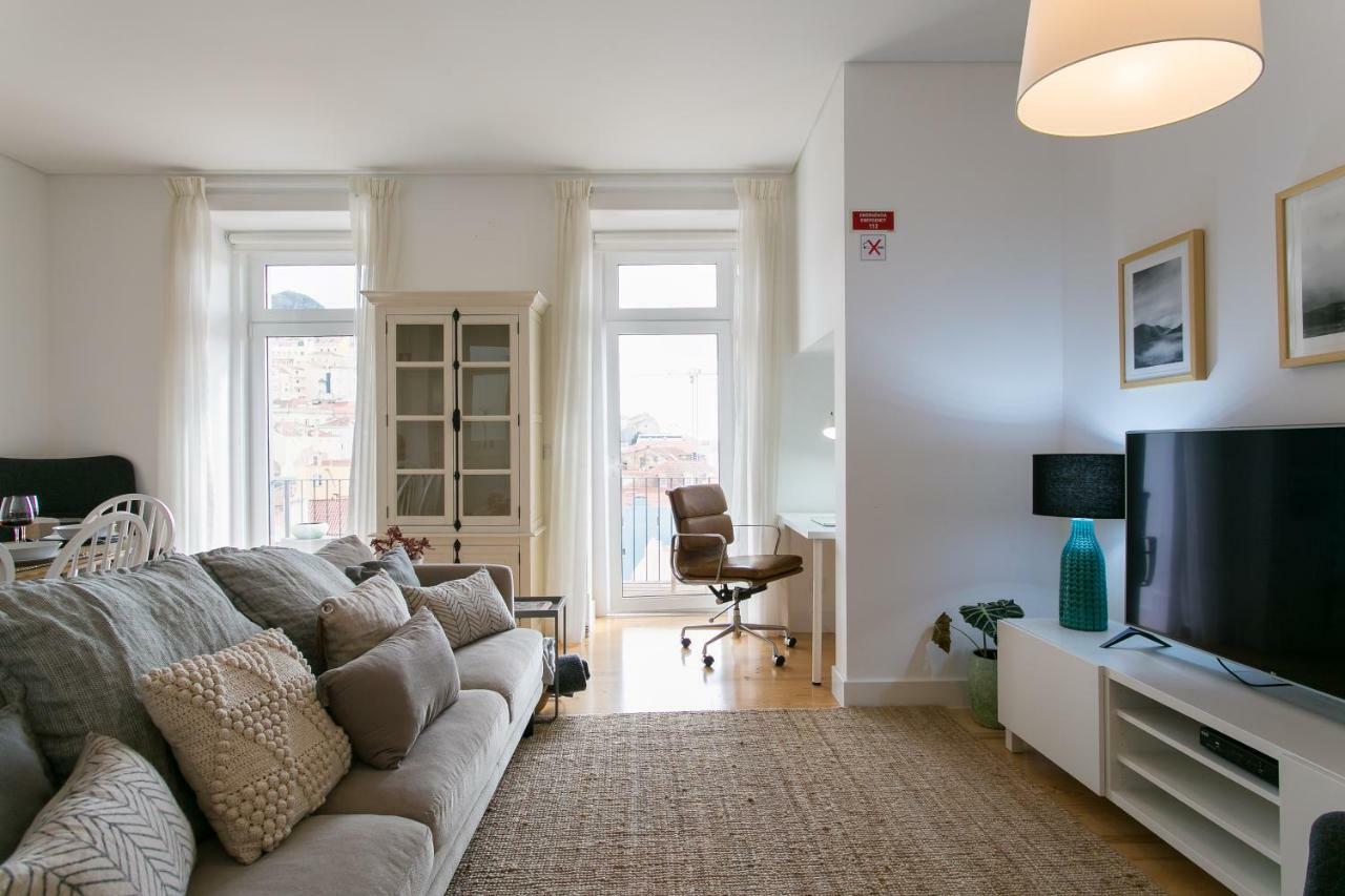 ALTIDO Elegant City Deluxe Apartment&ALTIDO Luxurious 3-bedroom Apt with Terrace in Intendente Lissabon Buitenkant foto