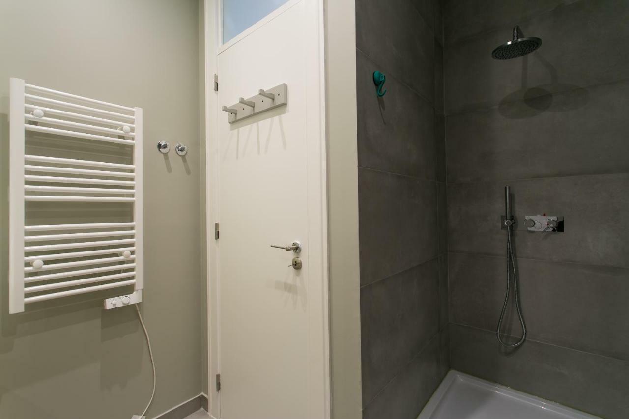ALTIDO Elegant City Deluxe Apartment&ALTIDO Luxurious 3-bedroom Apt with Terrace in Intendente Lissabon Buitenkant foto