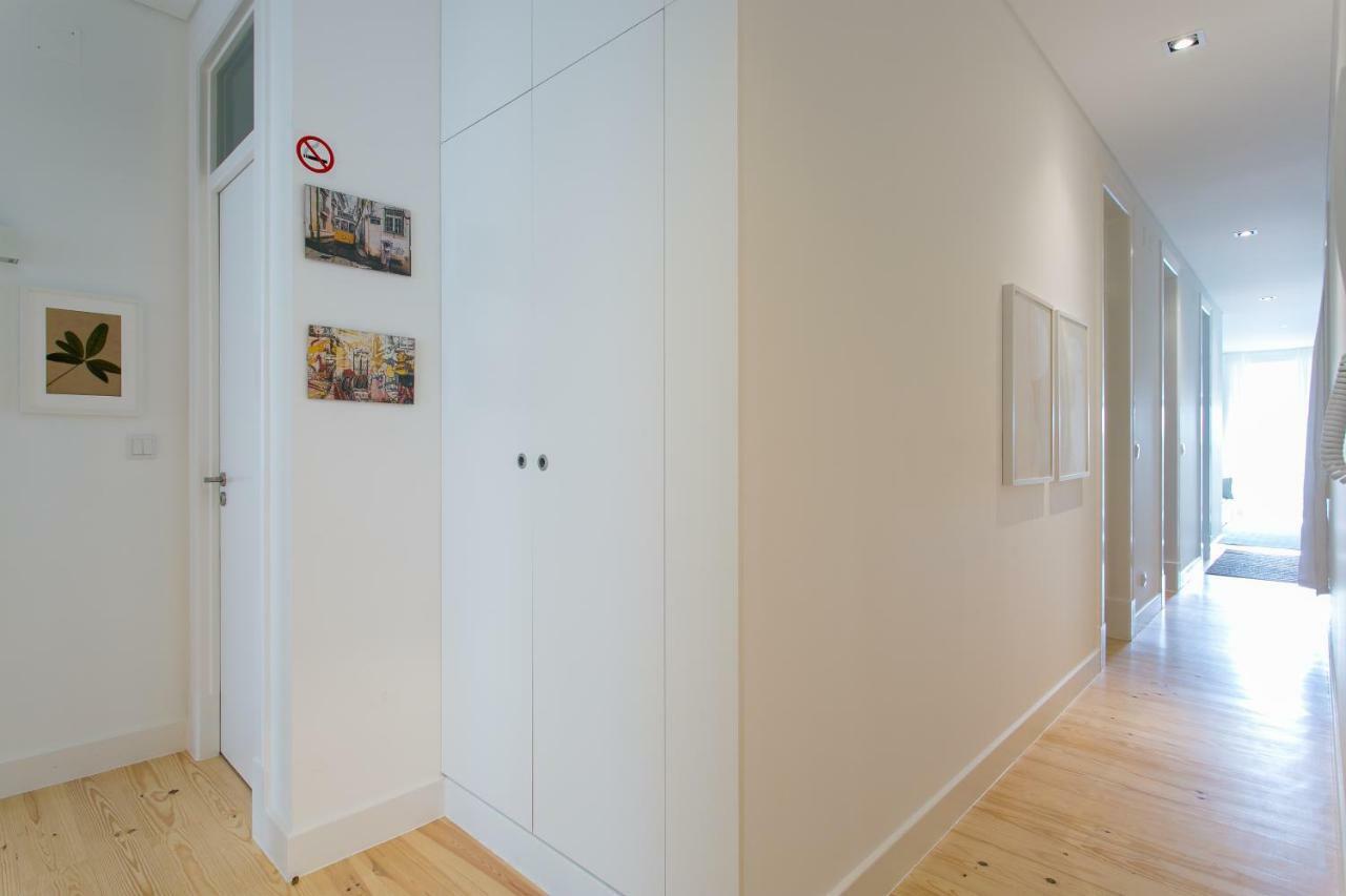 ALTIDO Elegant City Deluxe Apartment&ALTIDO Luxurious 3-bedroom Apt with Terrace in Intendente Lissabon Buitenkant foto
