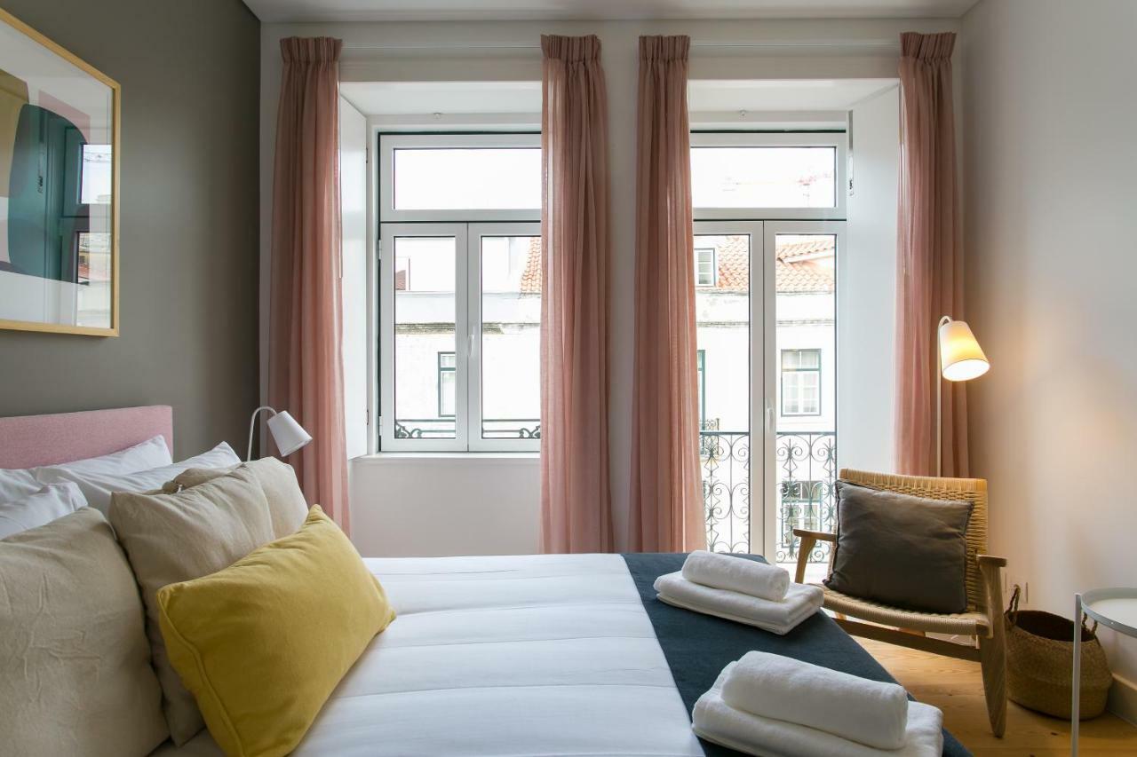 ALTIDO Elegant City Deluxe Apartment&ALTIDO Luxurious 3-bedroom Apt with Terrace in Intendente Lissabon Buitenkant foto