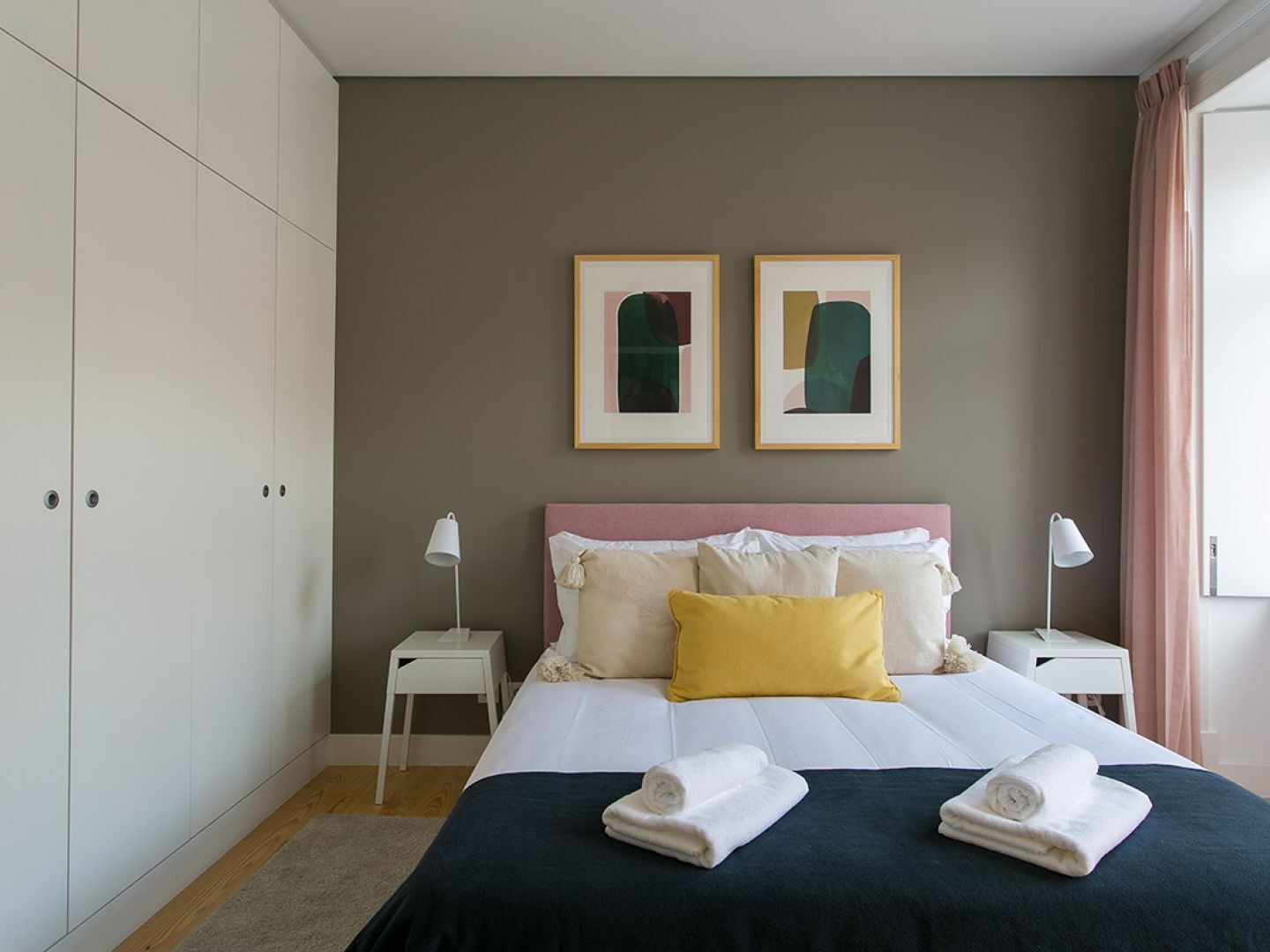 ALTIDO Elegant City Deluxe Apartment&ALTIDO Luxurious 3-bedroom Apt with Terrace in Intendente Lissabon Buitenkant foto