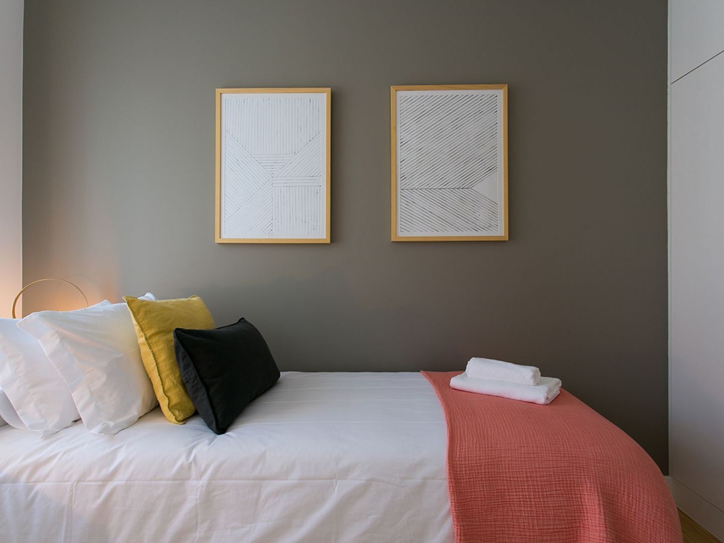 ALTIDO Elegant City Deluxe Apartment&ALTIDO Luxurious 3-bedroom Apt with Terrace in Intendente Lissabon Buitenkant foto