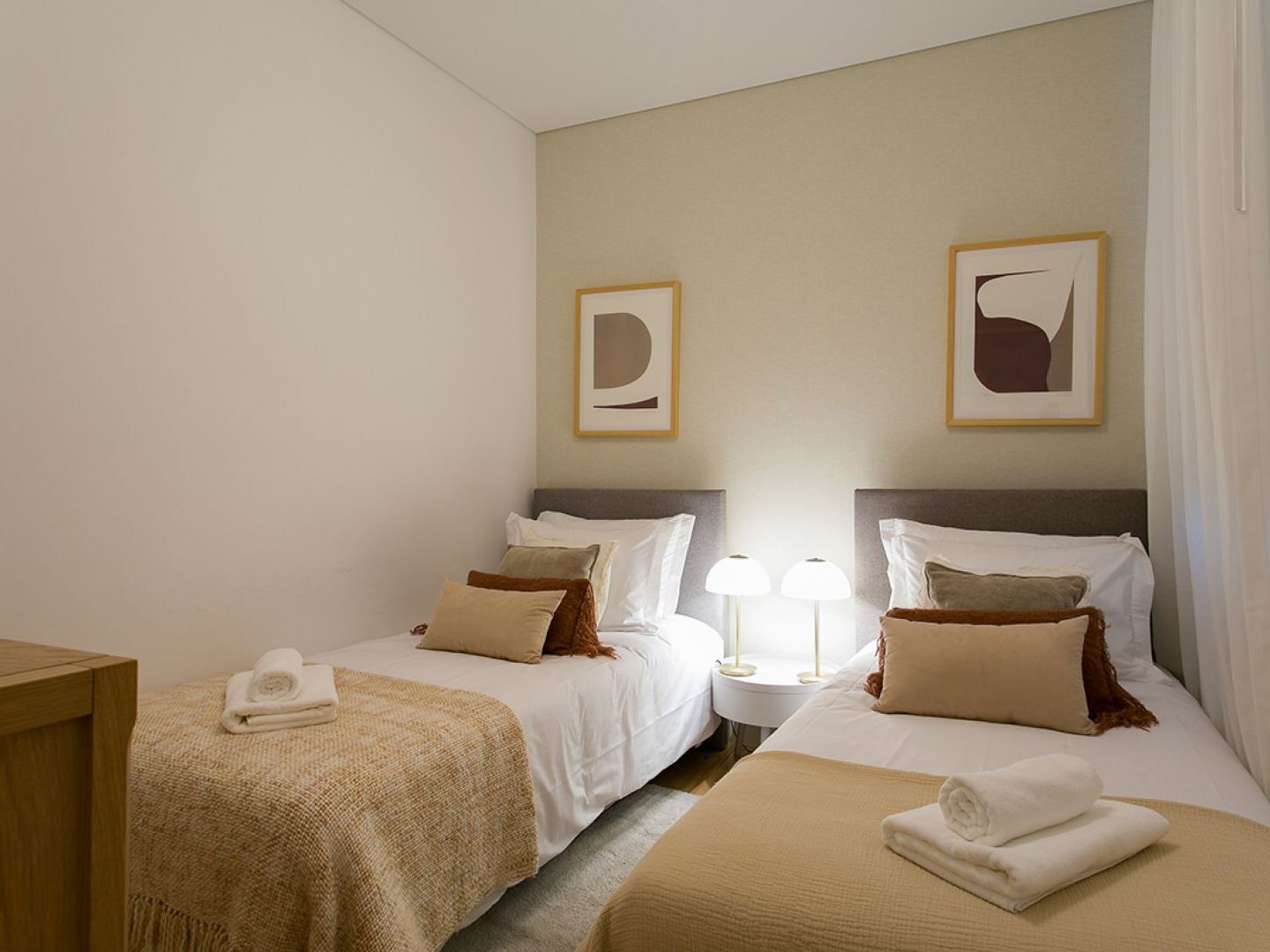 ALTIDO Elegant City Deluxe Apartment&ALTIDO Luxurious 3-bedroom Apt with Terrace in Intendente Lissabon Buitenkant foto