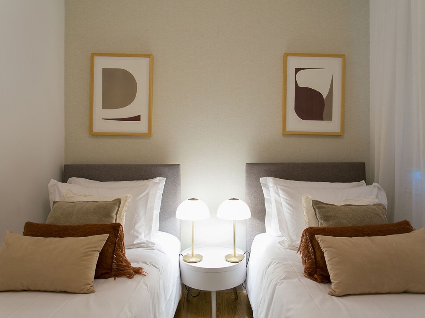 ALTIDO Elegant City Deluxe Apartment&ALTIDO Luxurious 3-bedroom Apt with Terrace in Intendente Lissabon Buitenkant foto