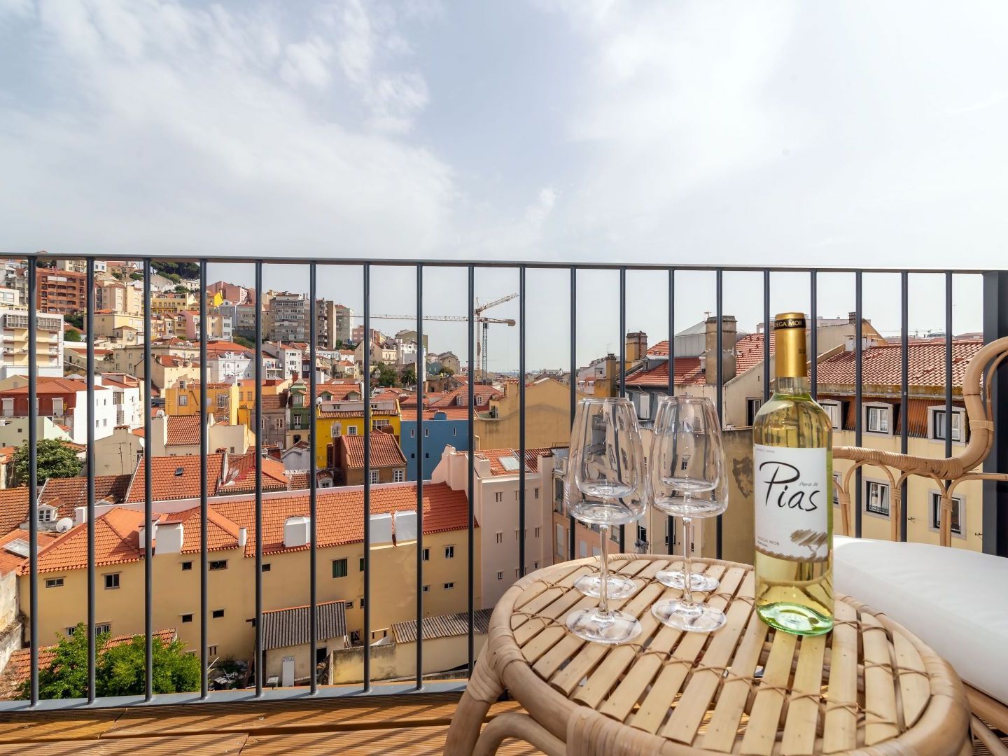 ALTIDO Elegant City Deluxe Apartment&ALTIDO Luxurious 3-bedroom Apt with Terrace in Intendente Lissabon Buitenkant foto