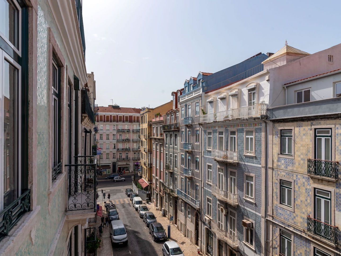 ALTIDO Elegant City Deluxe Apartment&ALTIDO Luxurious 3-bedroom Apt with Terrace in Intendente Lissabon Buitenkant foto